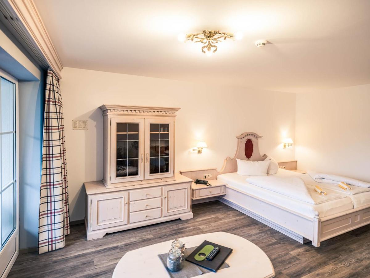Hotel Foehrenhof Щанцах Екстериор снимка