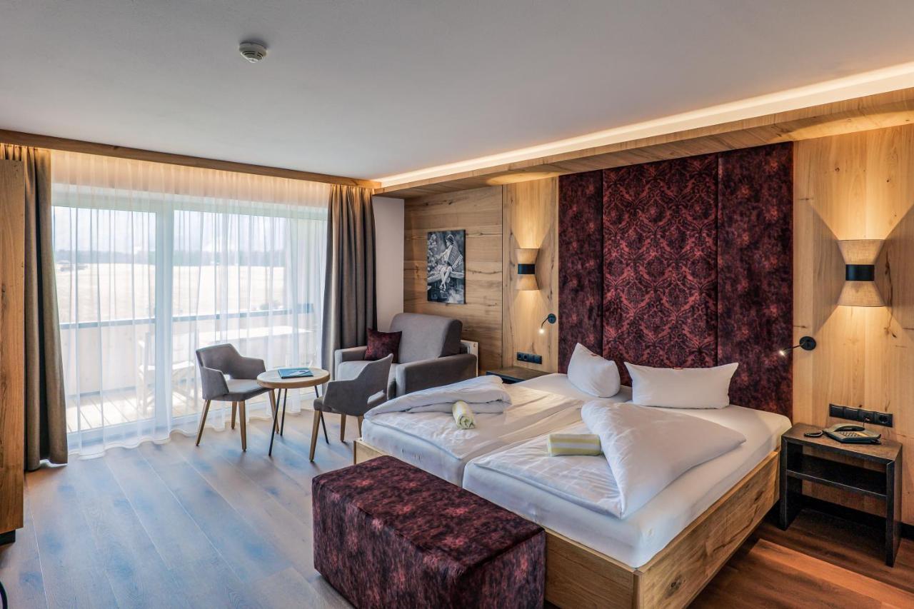 Hotel Foehrenhof Щанцах Екстериор снимка